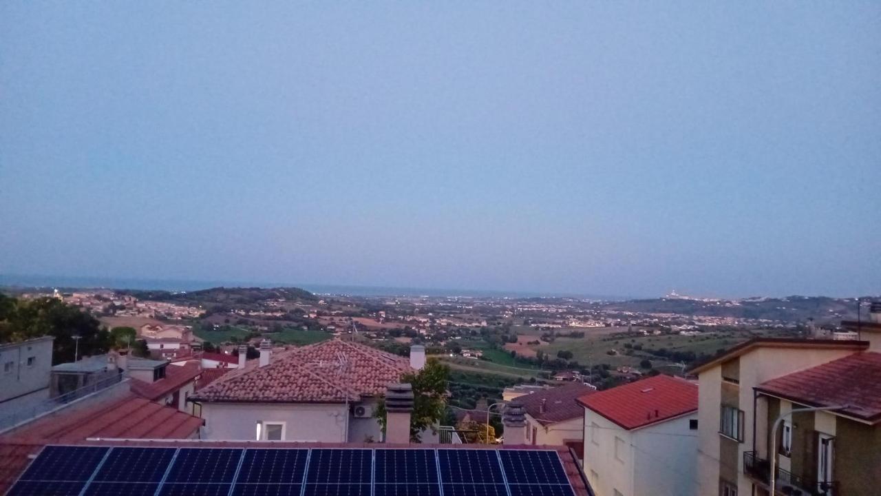 La Dimora Dei Musicisti Bed and Breakfast Castelfidardo Eksteriør billede